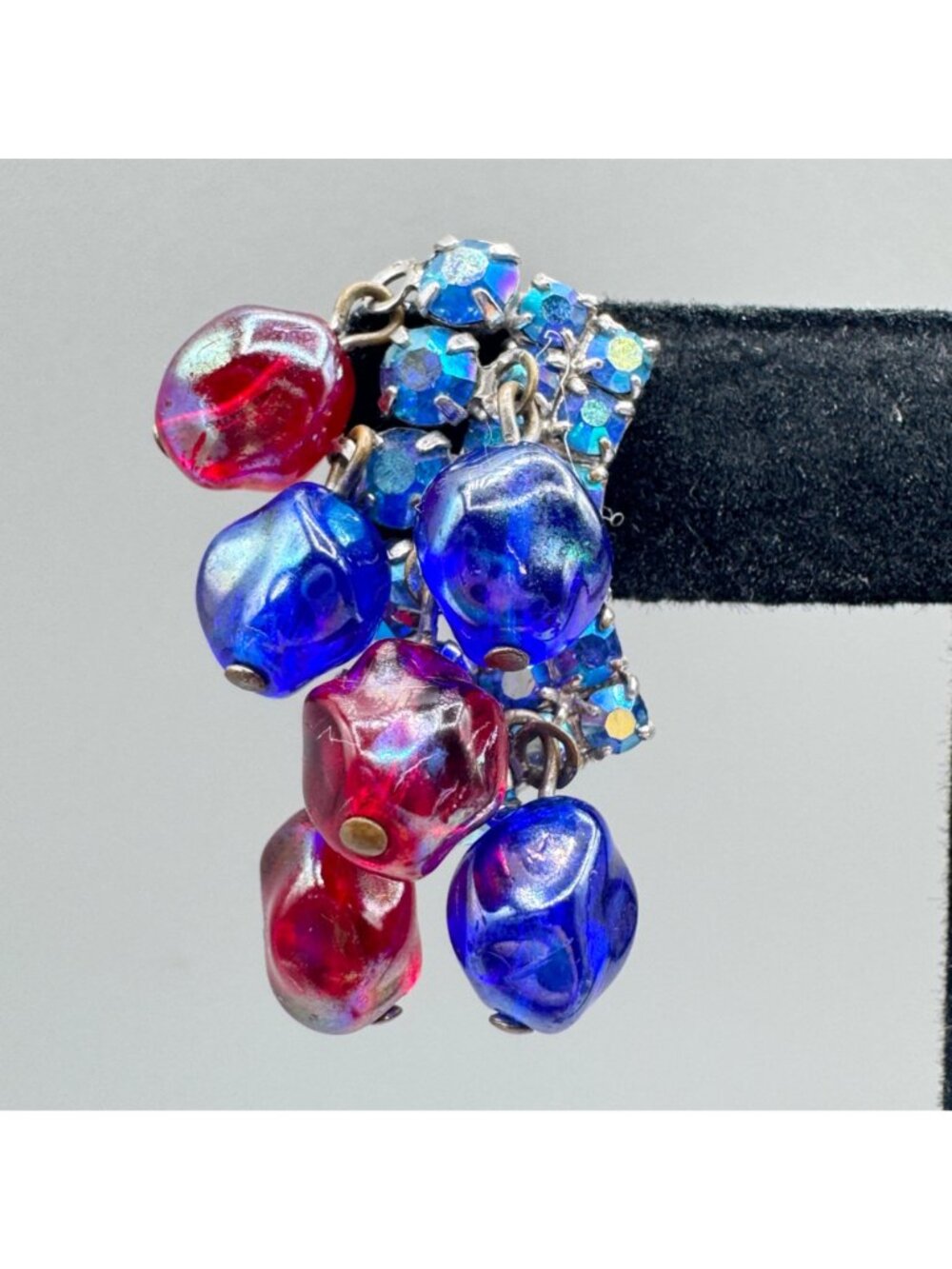 Vintage Glass Cha Cha Bead Earrings Clip On AB Glass Rhinestone Prong Set 1.5" - Picture 3 of 9